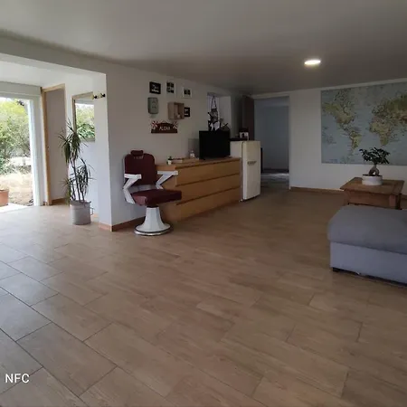 Maison Climatisee 8 Couchages Avec Piscine A
